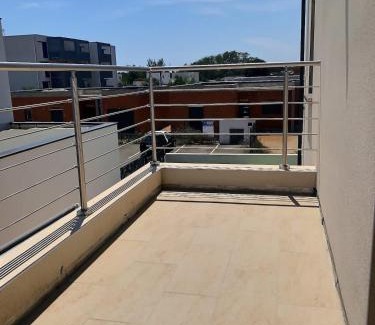Serignan Villa | Villa climatisée pour 8 personnes avec piscine privée