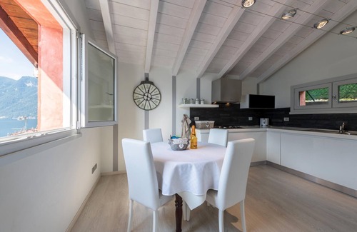 Colonno Villa | Villa "Colonno" with Lake View, Pool, Wi-Fi, A/C, Terrace & Garden