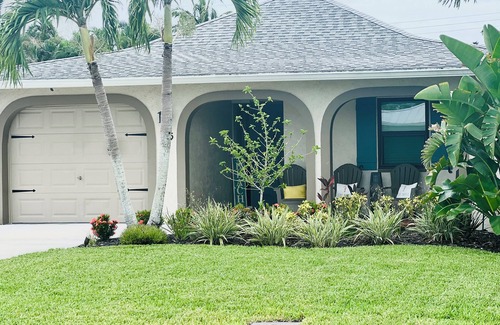 Vanderbilt Beach House | Villa Costa – WALK to BEACH- Relax, Play, Enjoy! Beautiful Memories Await!