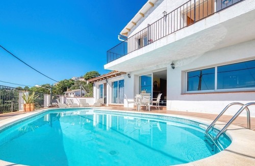 Lloret Blau Villa | Villa "Costacabana - Sofia" with Sea View, Private Pool & Wi-Fi