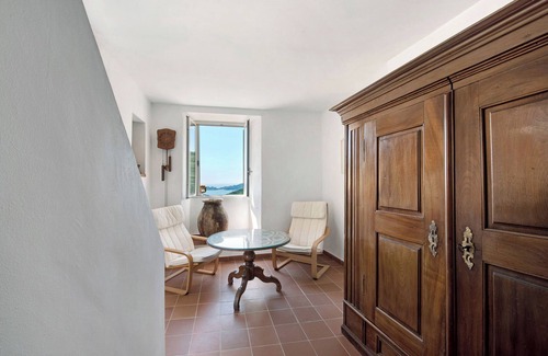 Semorile Villa | Villa 'Cottage Rustico Con Vista Mare' with Sea View, Shared Terrace and Wi-Fi