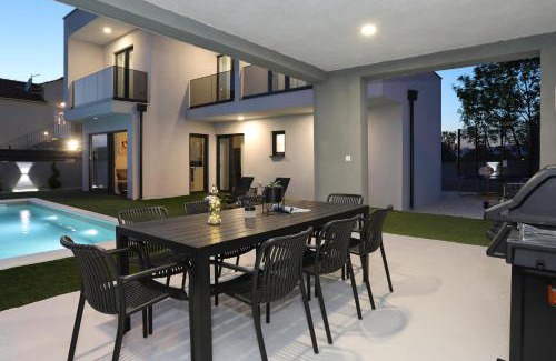 Poljica Villa | Villa Cvit Mediterana with heated pool