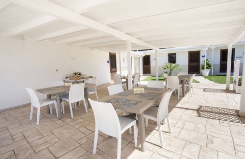 Leverano House | Villa Dalesco | Luna b&b in villa with pool