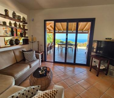 Collesano Villa | Villa del Carrubo a due passi dal mare di Cefalù