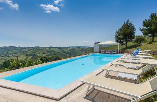 Montalto delle Marche Villa | Villa delle Rose