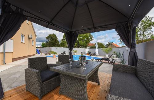 Brisevo Villa | Villa Delmonicos ZadarVillas