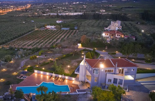 Vrahati Villa | Villa Dennis Euphoria Retreat