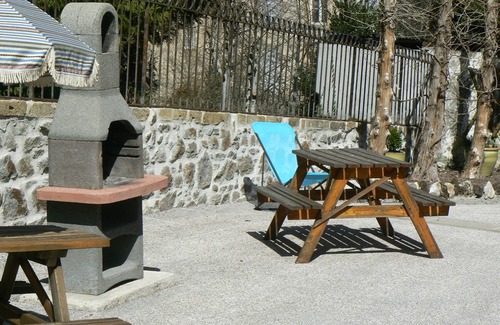 La Bourboule Apartment | Villa des Familles - Vendeix - quiet in La Bourboule