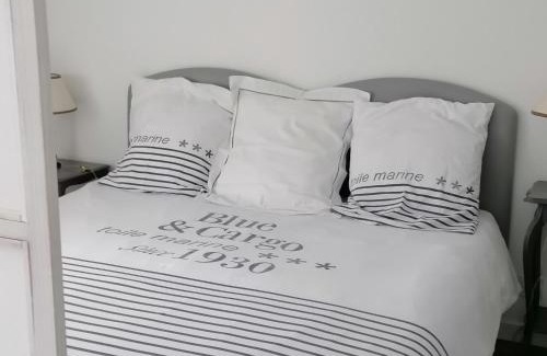 Concarneau Bed & Breakfast | Villa des Fleurs d'Ajoncs