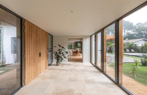 Moliets-et-Maa Villa | Villa des Résiniers piscine, proche plage & forêt, wifi
