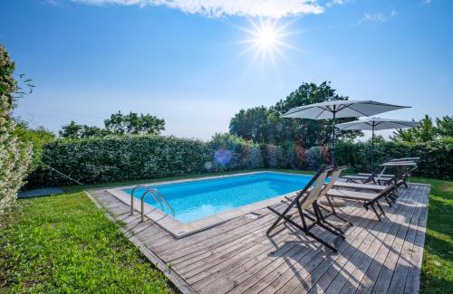 Castellina Marittima Apartment | VILLA DI CAMPAGNA 10 POSTI CON PISCINA PRIVATA