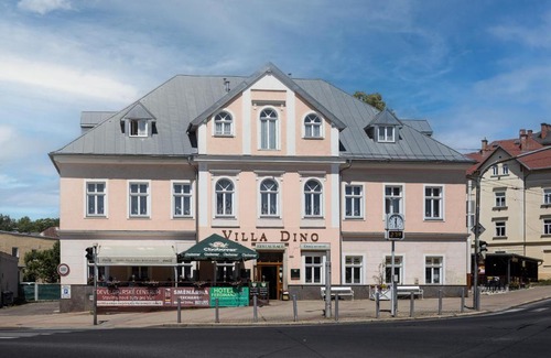 Marianske Lazne Hotel | Villa Dino