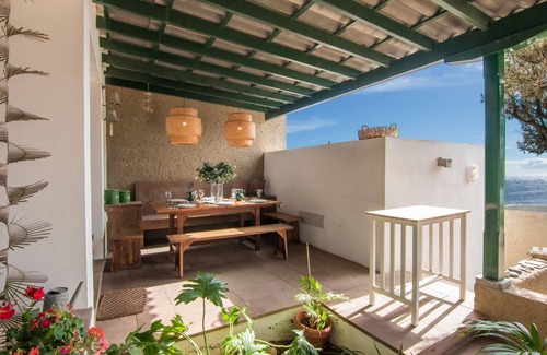Poris de Abona Villa | Villa el Olivo - A first line retreat with direct beach access