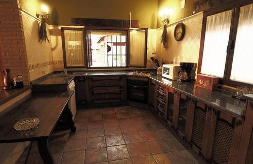 Sayalonga Villa | Villa el Pino: with Private Pool