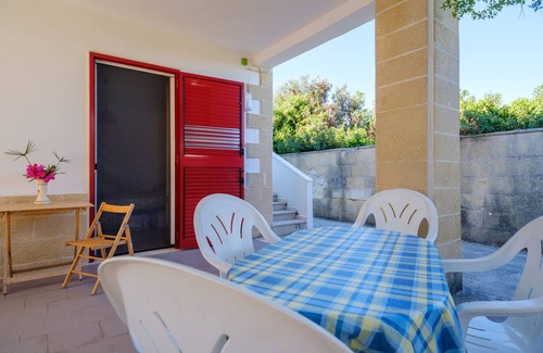 Punta Prosciutto Villa | Villa "Elena" with Sea View, Terrace & A/C