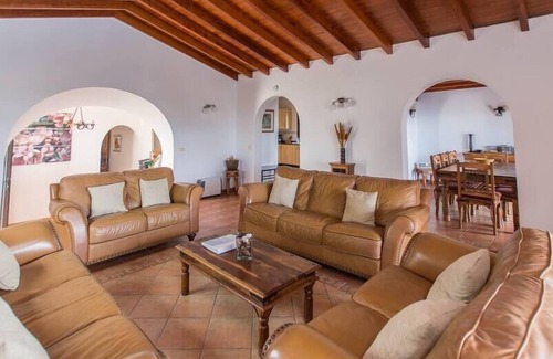 Los Mojones Villa | Villa Eliana with air conditioning and sea views