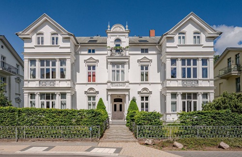 Seebad Heringsdorf Apartment | Villa Elisabeth Bernstein - child-friendly - close to the beach