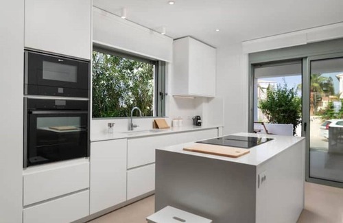 Platanias Town Villa | Villa Elora Platanias