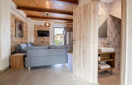 Agia House | Villa Elpida in Myloniana