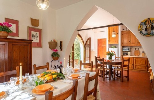 Pontedera Apartment | Villa Elsa - Farmhouse with pool in Tuscany