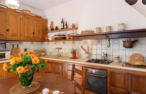 Pontedera Apartment | Villa Elsa - Farmhouse with pool in Tuscany
