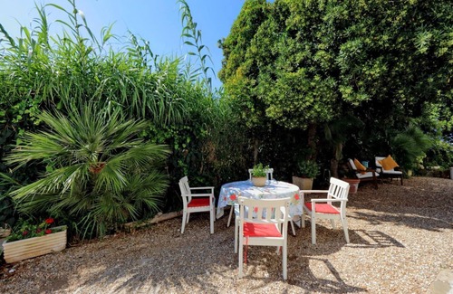 Santa Marinella Villa | Villa Emma - Beautiful villa overlooking the sea and a short walk from the beach