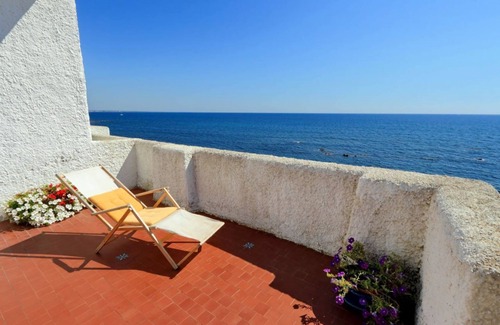 Santa Marinella Villa | Villa Emma - Beautiful villa overlooking the sea and a short walk from the beach