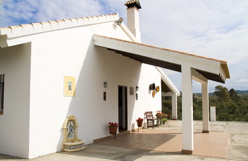 La Puebla de los Infantes Cottage | VILLA MARA RURAL HOUSE, Nature and Tranquility in its purest form.