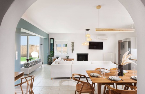 Gerani Villa | Villa Excesio - With Private Pool