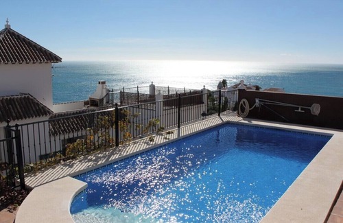 Urbanizacion Ladera del Mar Villa | Villa 'Exclusive - Great Sea View' with Sea View, Wi-Fi and Air Conditioning
