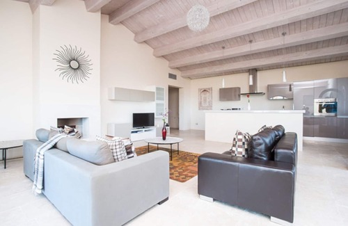 Trequanda House | Villa Falco- Cignella Resort Tuscany