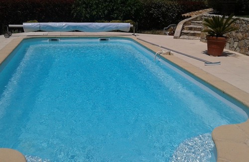 Les Baraques Villa | Villa for 6, private pool, 2 bathrooms, 3 air-conditioned bedrooms, golf course 3 minutes away