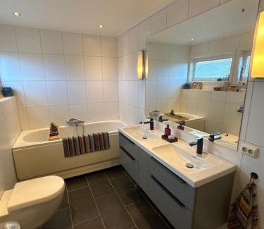 Stavanger Villa | Villa for rent during ONS week 10 min walk from expo area and 50 metre from bus station to city center