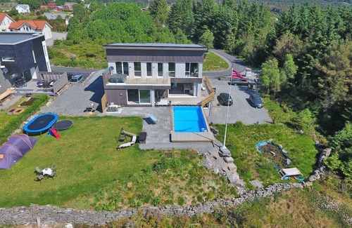 Steinsland Villa | Villa for rent in Landet with Pool, and sauna.