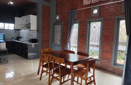 Cisarua Villa | villa forest puncak