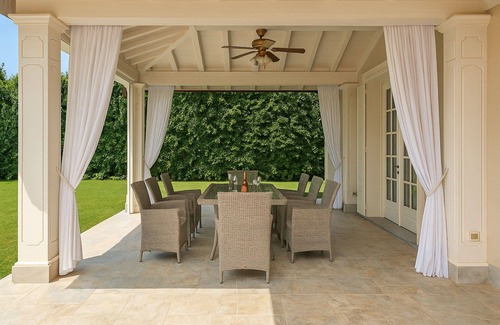 Forte dei Marmi Villa | Villa Forte dei Marmi, Pool and Garden