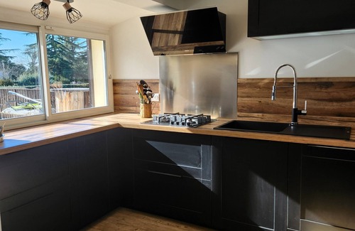 Saint-Laurent-La-Vernede Villa | Villa with pool near Uzès