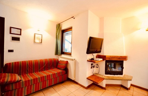 Bardonecchia Apartment | Villa Frejus - CLASSIC ONE-BEDROOM APARTMENT sleeps 2-4