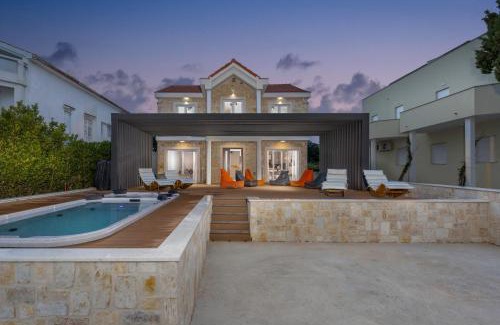 Caska Villa | VILLA FUX ZRCE Novalja - direkt am Strand