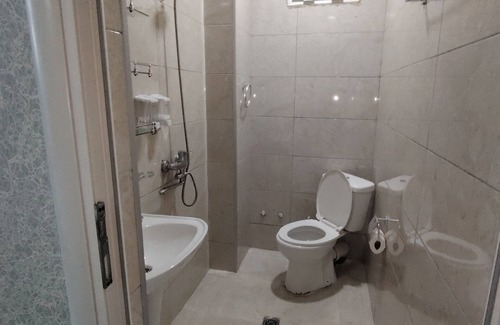 Batumi Villa | Villa in Batumi, in a green area, with the sea and mountains view, 6 bedrooms