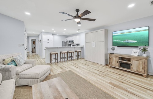 Miramar Beach Villa | Villa in Destin, FL- walking distance to the beach!