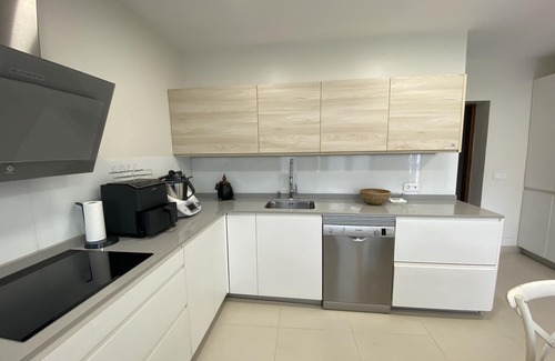 Suances House | Villa in first line of beach with spectacular views.