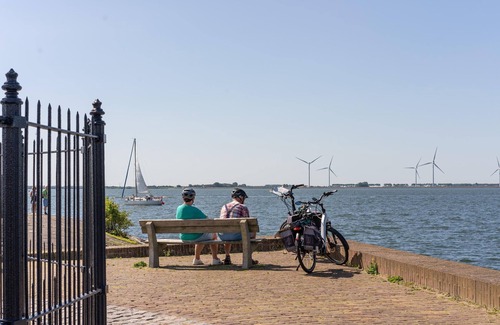 Municipality of Hellevoetsluis House | Villa in Hellevoetsluis near North Sea Beach