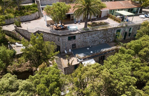 Capoliveri Villa | Villa in Naregno with 9 bedrooms sleeps 9