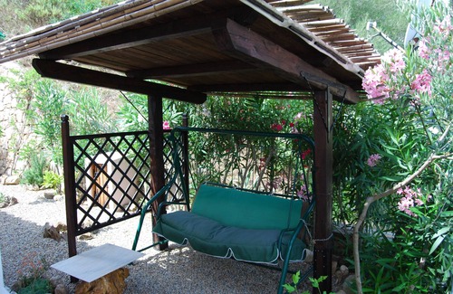 Franculacciu House | Villa in residence with garden and private parking space communal pool.