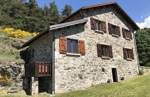 Rochepaule House | VILLA IN THE HEART OF THE ARDÈCHE FOR RENT