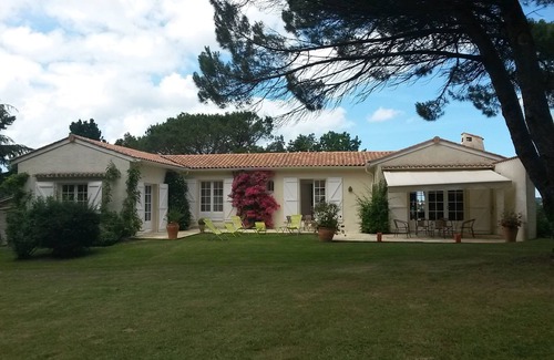 Behobie House | Villa in Urrugne, full foot between sea and mountain