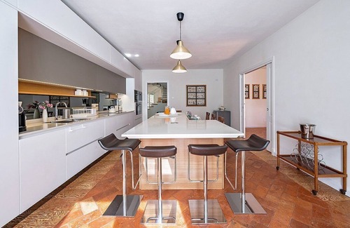 Calozzo Villa | Villa Ippolita: An elegant and welcoming two-story villa located right on the Como Lake, with Free WI-FI.