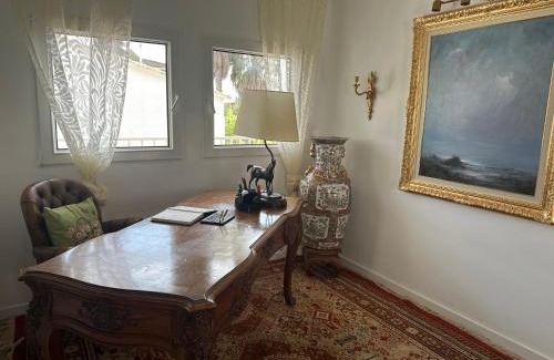 Pineda de Mar Bed & Breakfast | Villa IRI Habitación N3 con un baño compartido y balcón