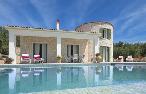 Ieromonachos Villa | Villa Kalithea - Two Bedroom Villa, Sleeps 4